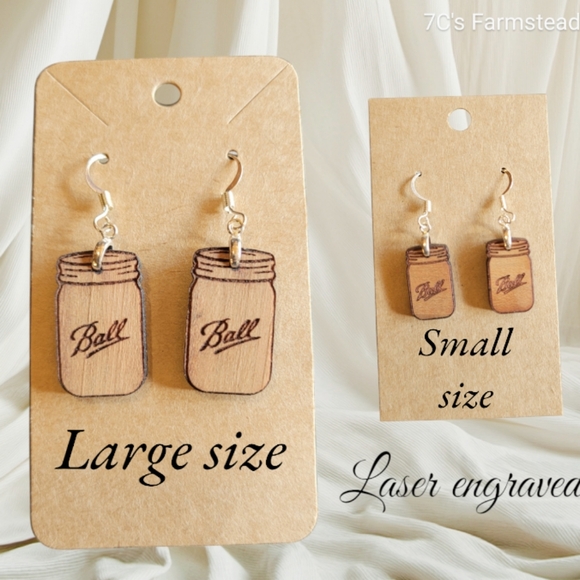 7C's Farmstead Jewelry - 🪵1 pair of Wooden "Ball" jar earrings